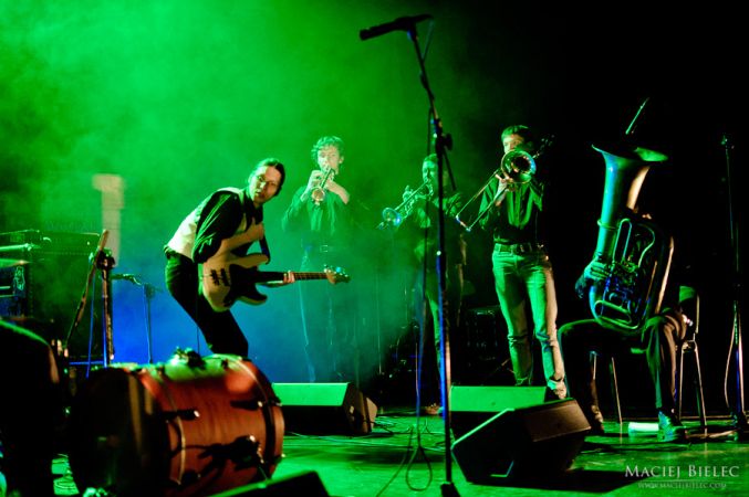 Žvėryno spaustuvėje – muzikinė kelionė nuo Afrikos iki Balkanų