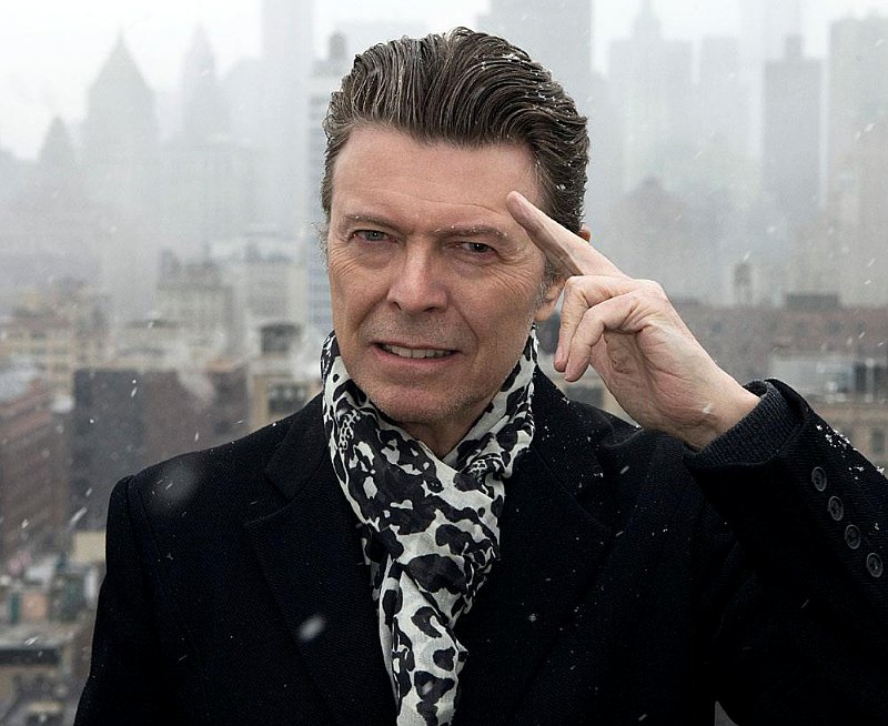 David Bowie lyriškai apie tragedijas
