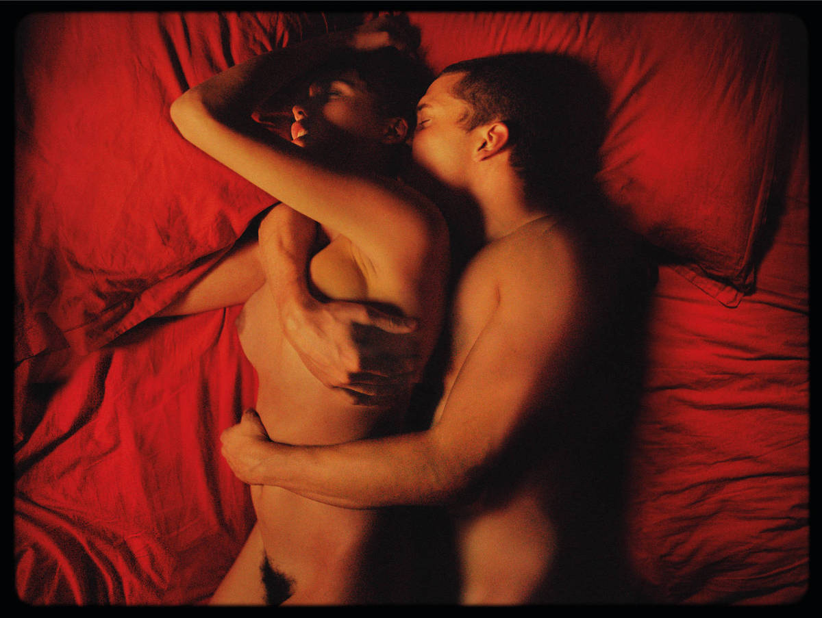 10_Gaspar_Noe_-_Love